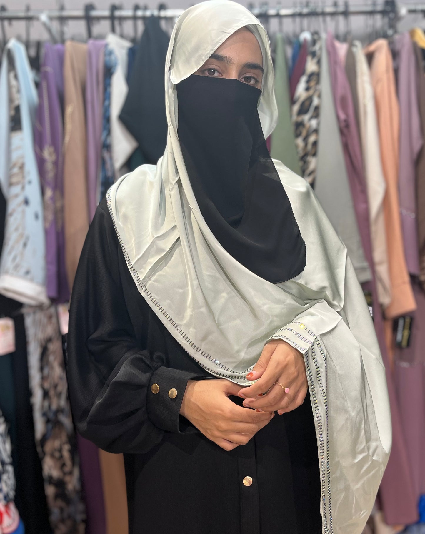 Saba dubai hijab