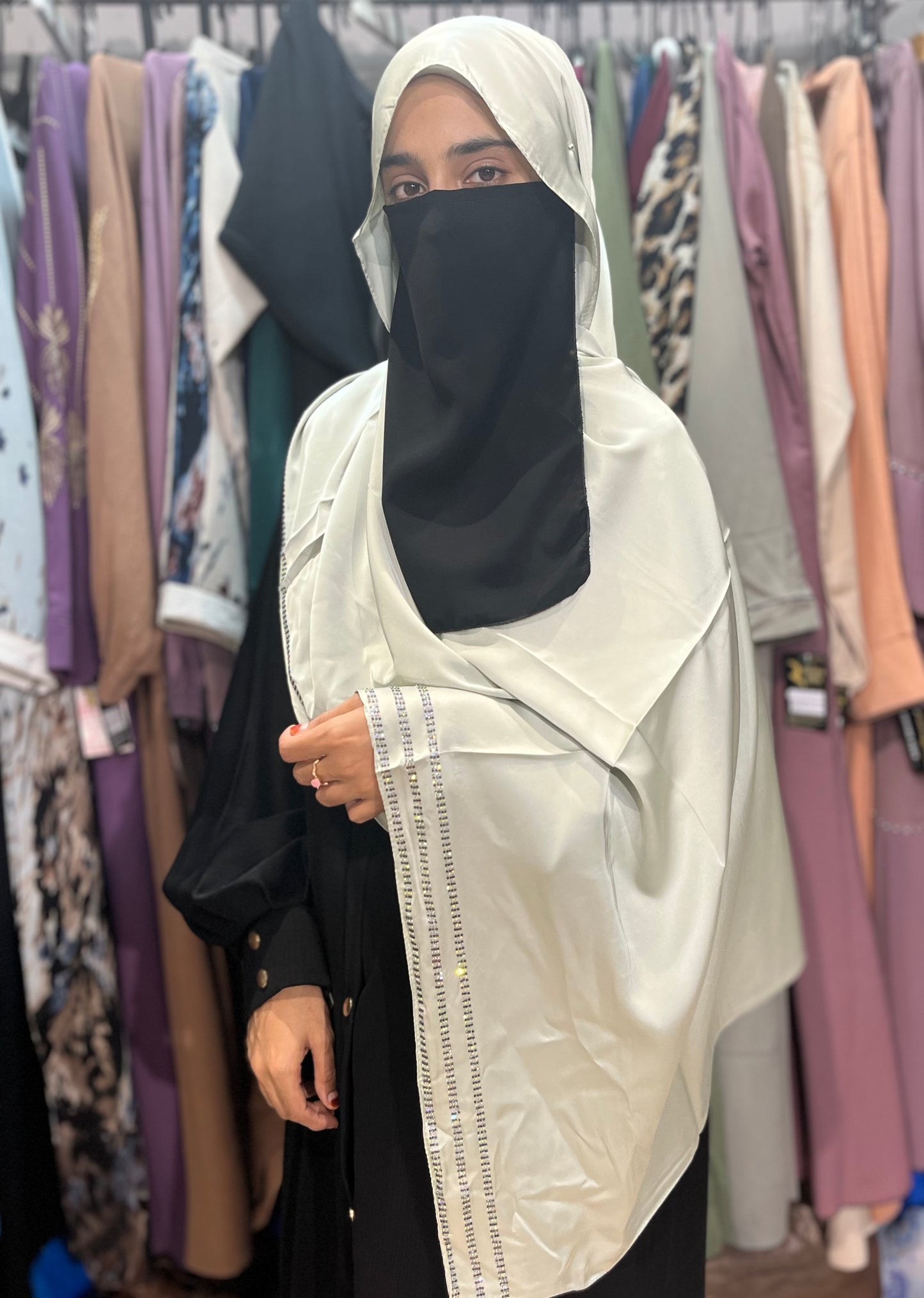 Saba dubai hijab