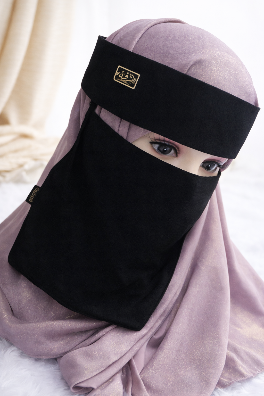 Dubai naqaab